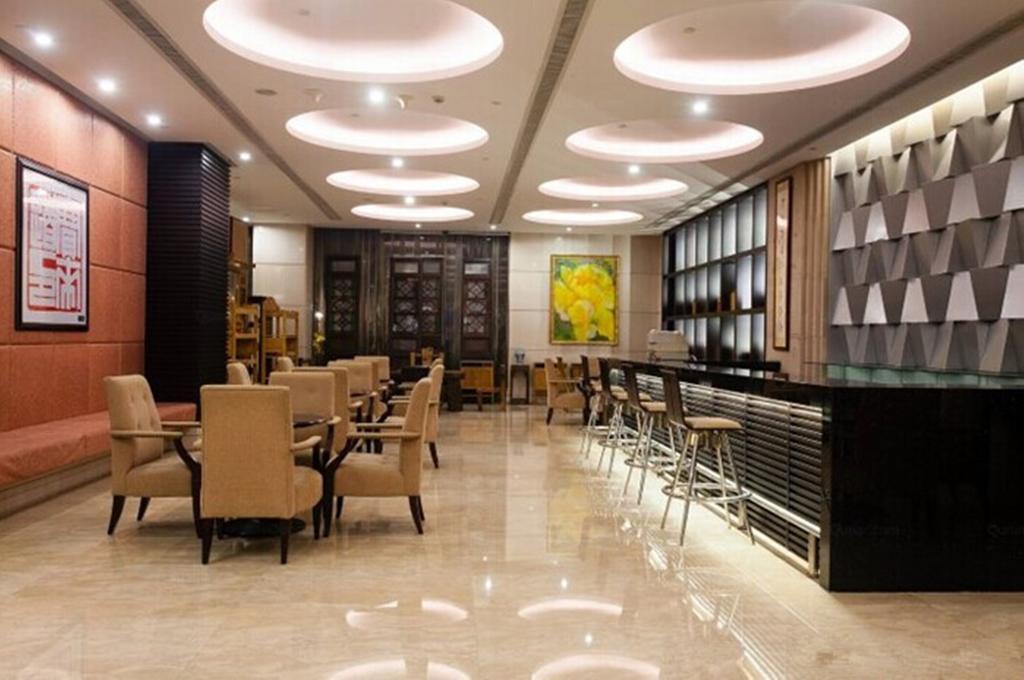 Tienyow Grand Hotel Хайкоу Экстерьер фото